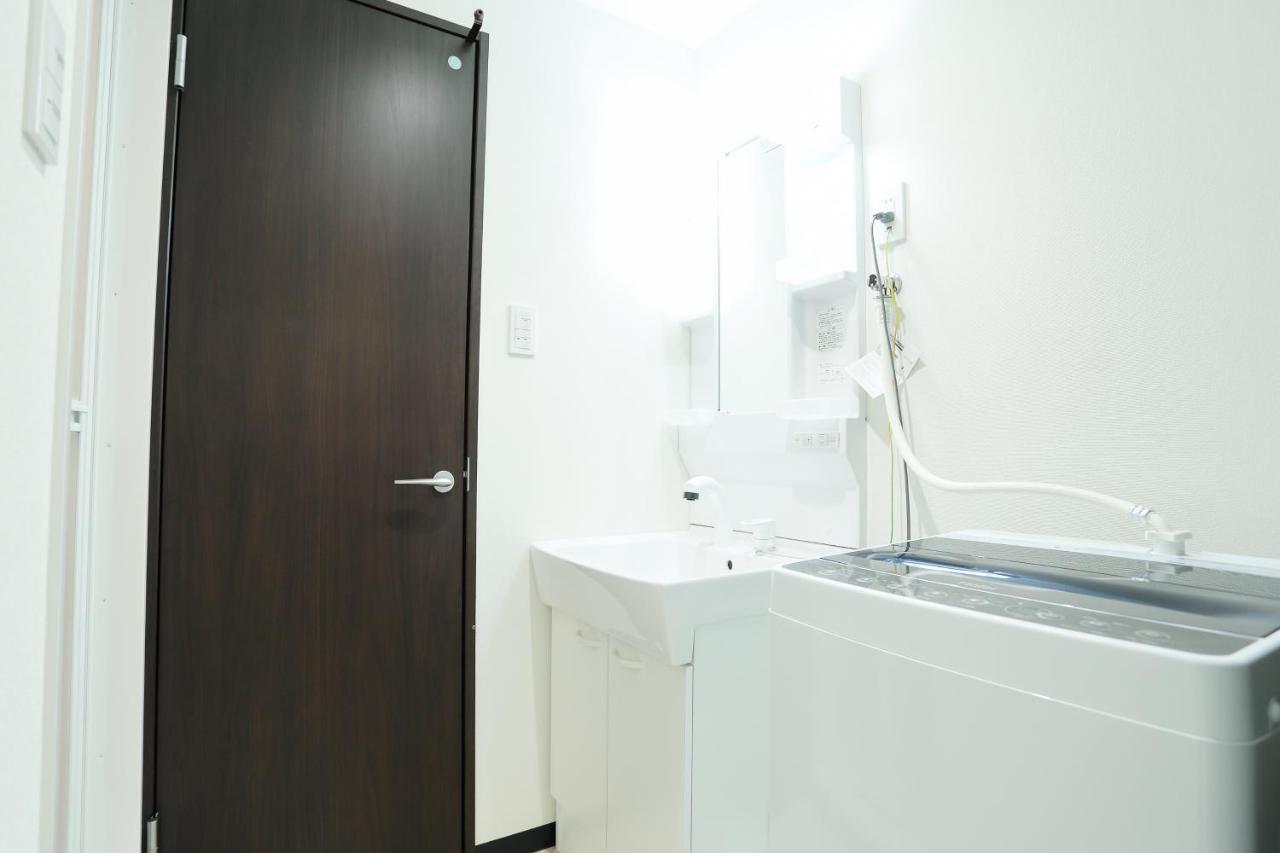 Appartamento Gate80 Shinsaibashi West Ⅱ Osaka Esterno foto