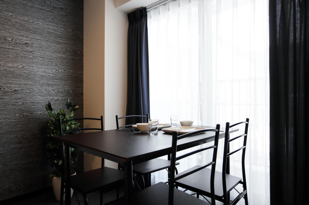 Appartamento Gate80 Shinsaibashi West Ⅱ Osaka Esterno foto